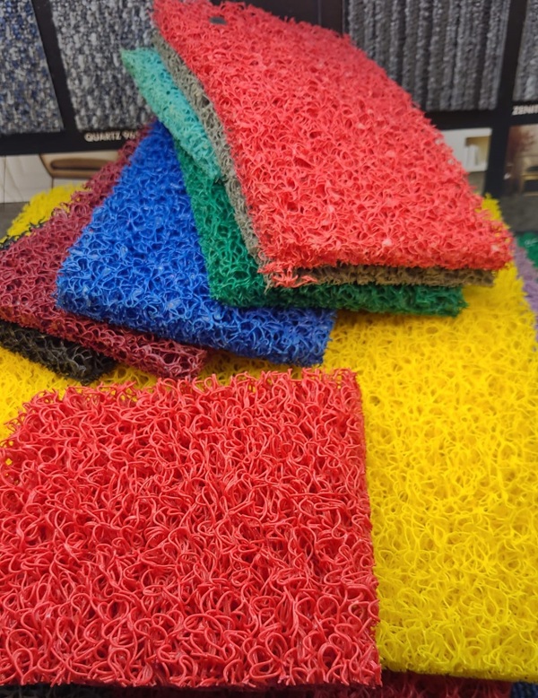 Kıvırcık Halı - Çeşitli renklerde rulo kıvırcık halı seçenekleri